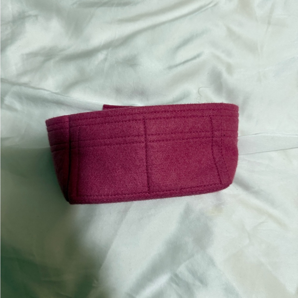 Zoomoni pink purse organizer